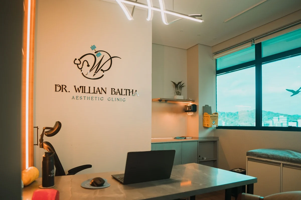 Consultório da Clínica Dr. Willian Baltha em Blumenau